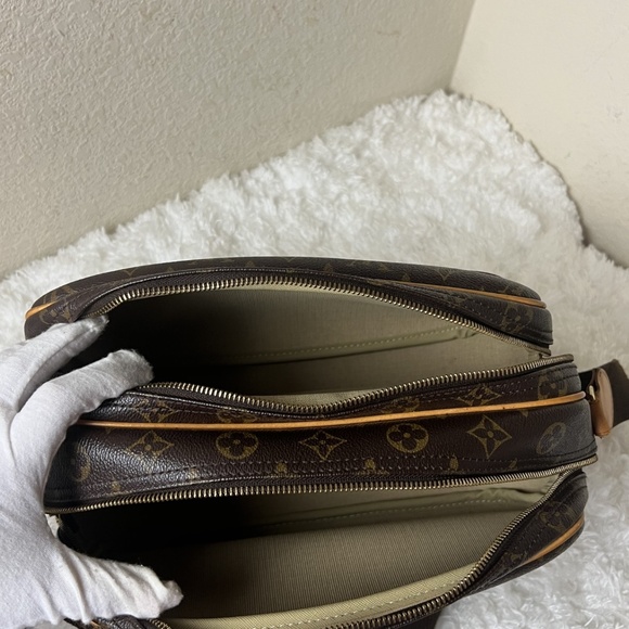 Louis Vuitton Monogram Reporter PM - Picture 7 of 9